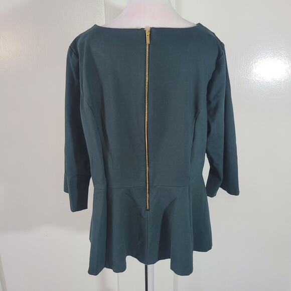 Eloquii Size 18 Short Sleeve Peplum Top Emerald Green Back Zip Gold Accent - Picture 3 of 9